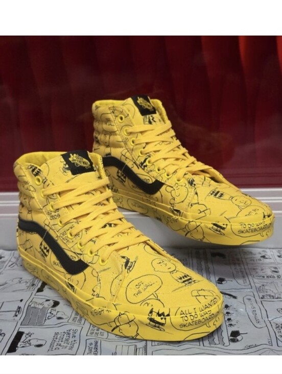 Vans Other - Vans x Peanuts SK8 Hi Reissue Charlie Brown Yellow Men’s 12 Women's 13.5